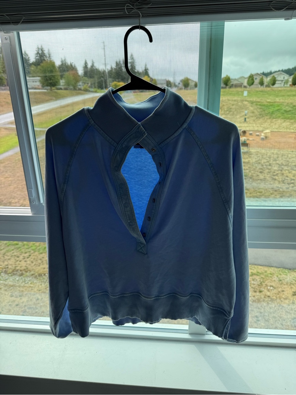American Eagle Outfitters Blue Pullover Funnel-Neck Sweatshirt